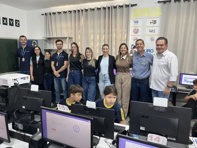 Laboratórios de informática consolidam avanço tecnológico na Educação Municipal de Santa Fé do Sul