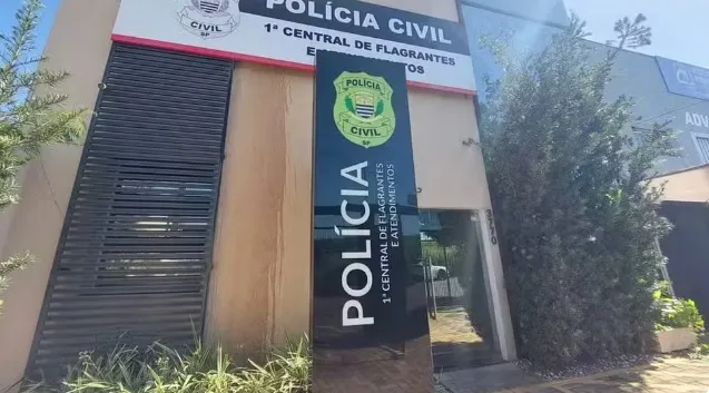 Homem é baleado após negar entrada de três pessoas em casa noturna