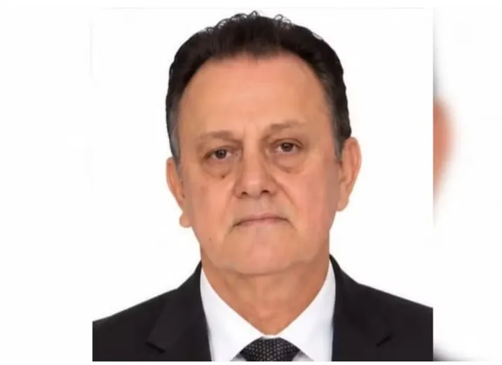 Empresário morre em acidente entre carro e ônibus em estrada vicinal